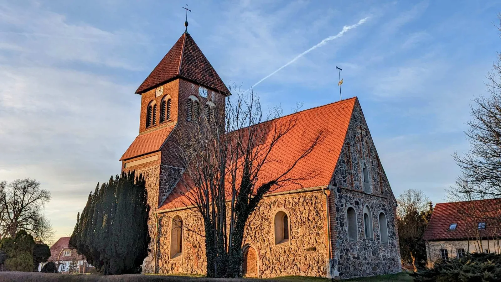 Feldsteinkirche auf dem Anger von Wensickendorf
