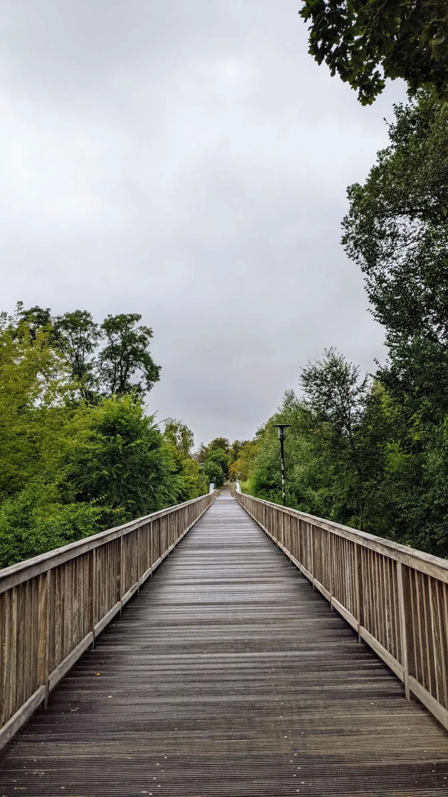 Holzbrücke im Rüdersdorfer Grund