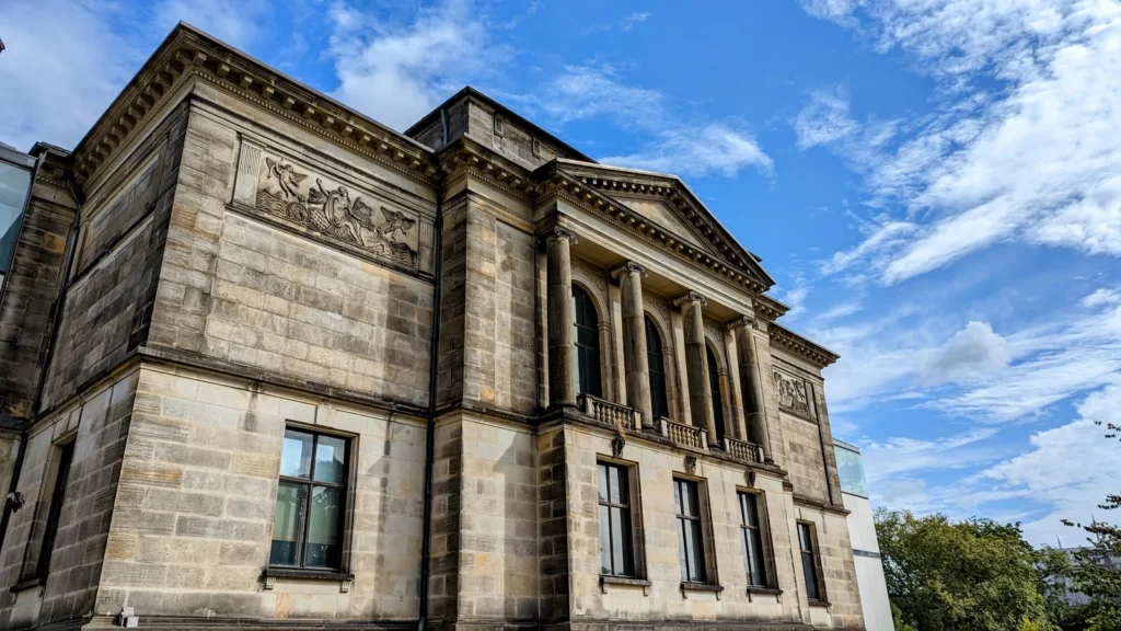 Fassade der Kunsthalle Bremen am Wall