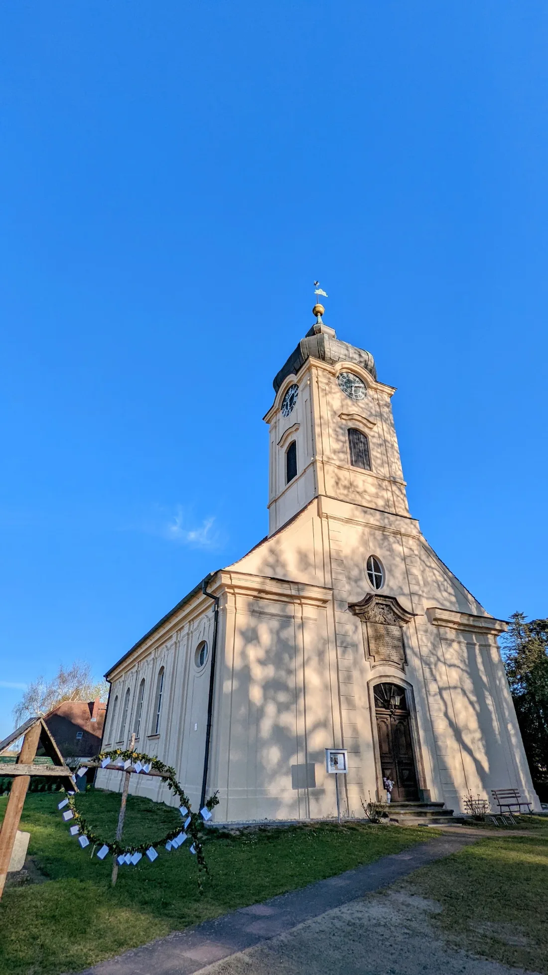 Kirche in Reckahn mit Westturm