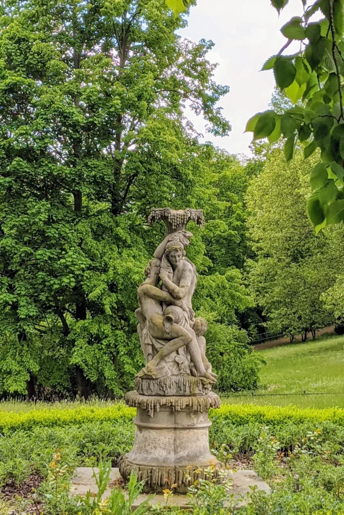 Figurengruppe im Lennépark in Frankfurt (Oder)