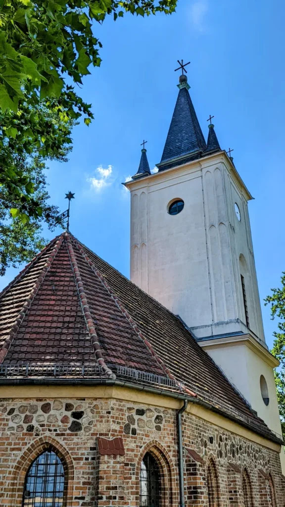 Turm der Dorfkirche Stralau
