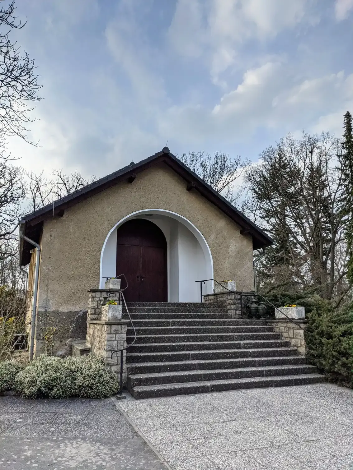 Kapelle mit Treppe