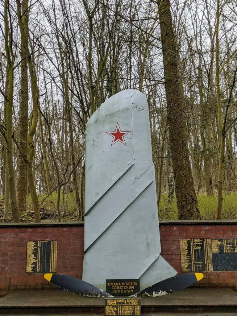 Sowjetisches Ehrenmal an der Lindenstraße in Buckow