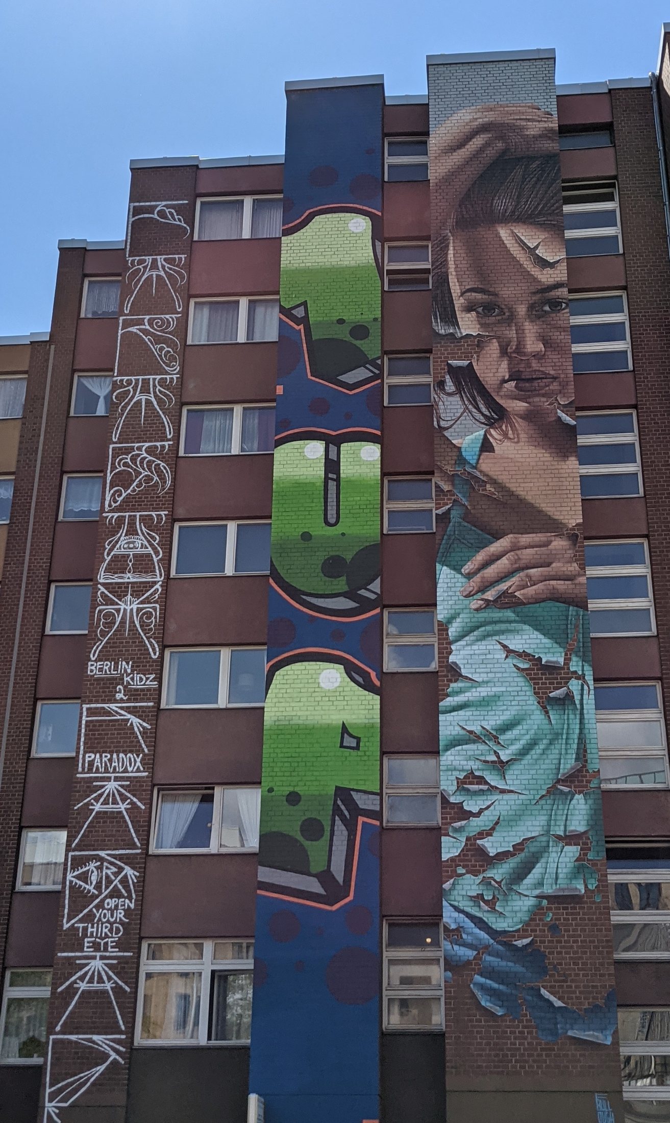 ONE WALLs 2017: Berlin Kidz, 1UP und James Bullough an der Bülowstraße