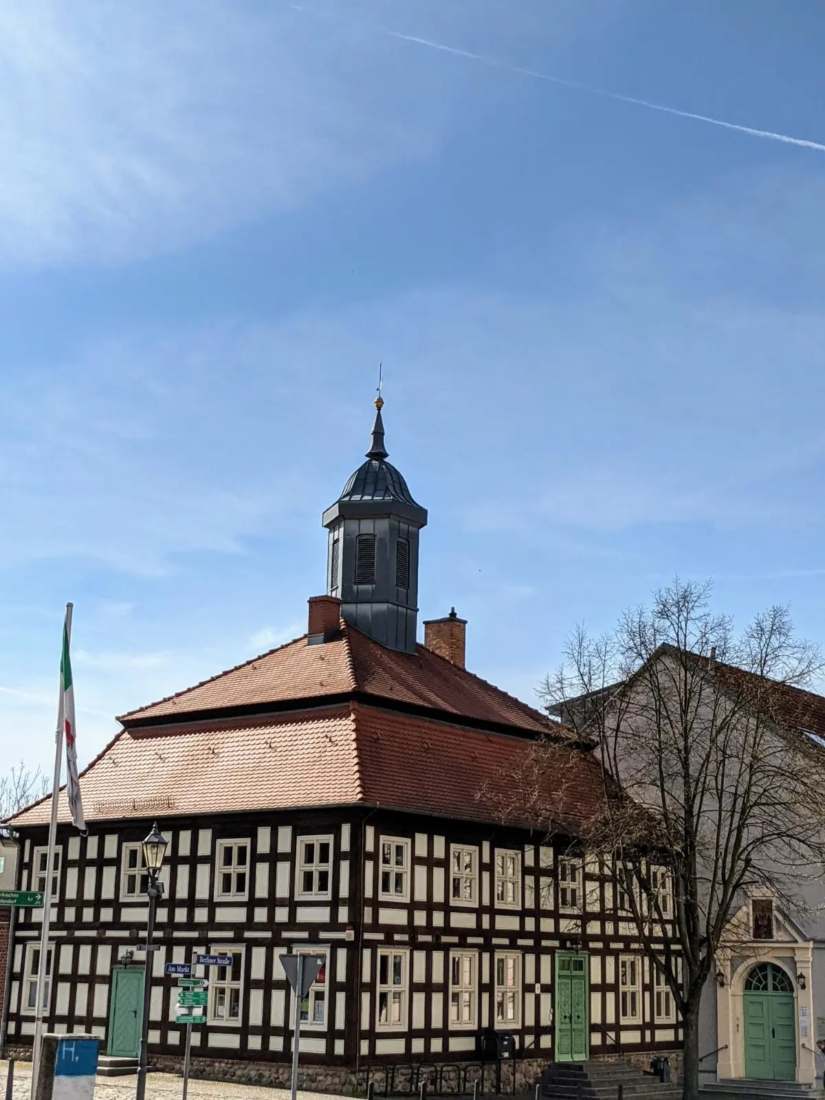 Fachwerk-Rathaus am Markt in Biesenthal