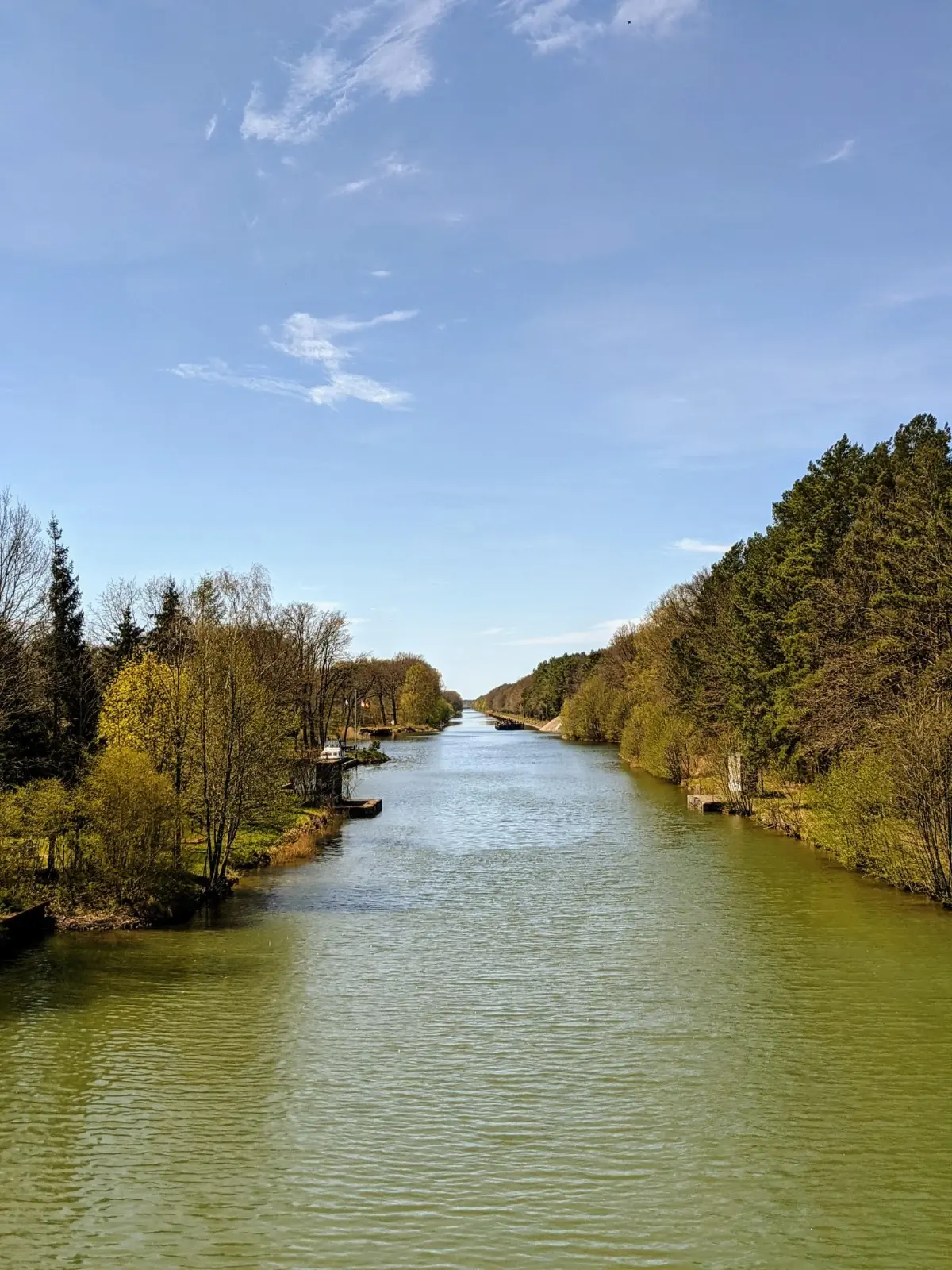 Blick von der Brücke auf den Oder-Havel-Kanal bei Marienwerder