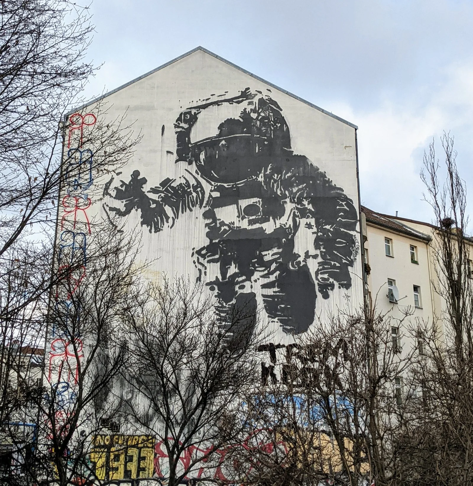 Victor Ash: Astronaut/Cosmonaut an der Oranienstraße
